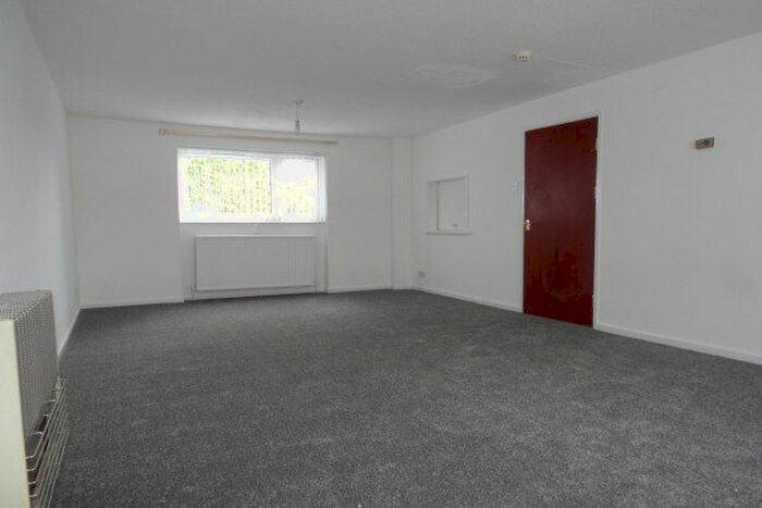 3 Bedroom Flat To Rent In Queens Road, Liverpool, L6