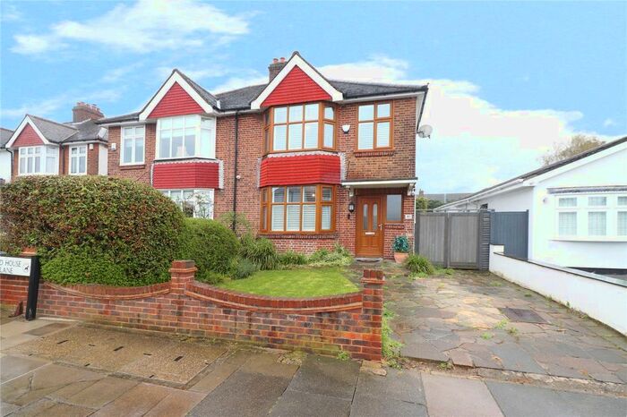 3 Bedroom Semi-Detached House To Rent In Red House Lane, Bexleyheath, Kent, DA6