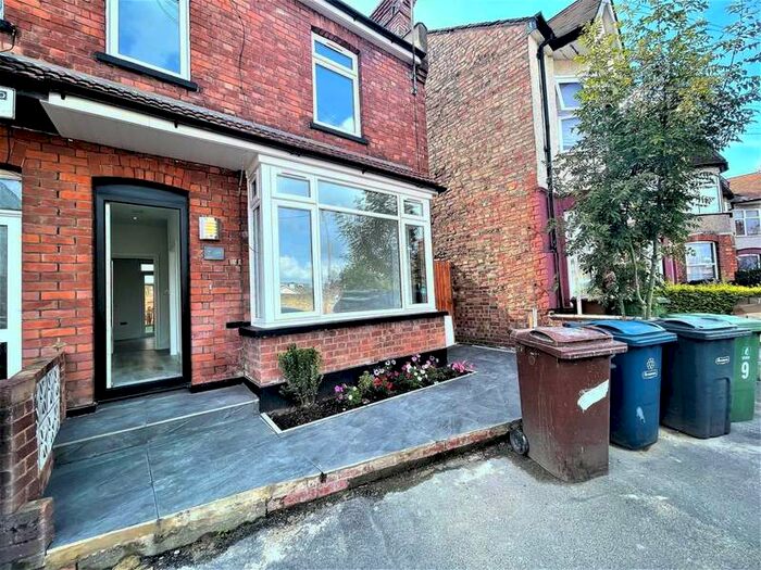 3 Bedroom Semi-Detached House To Rent In Fairholme Road, Harrow, HA1