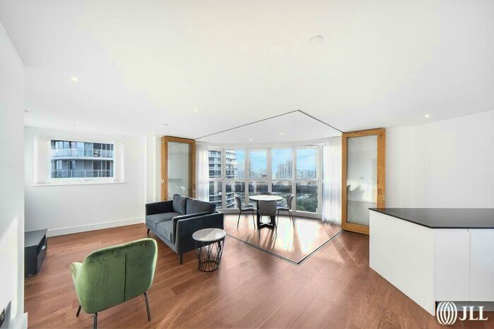 2 Bedroom Flat To Rent In Gateway Tower, London, E16