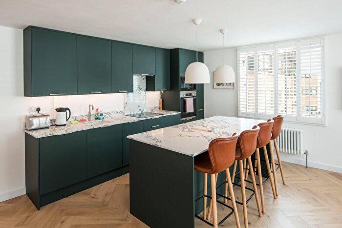 2 Bedroom Flat For Sale In Glassworks Studios, Shoreditch, London, E2