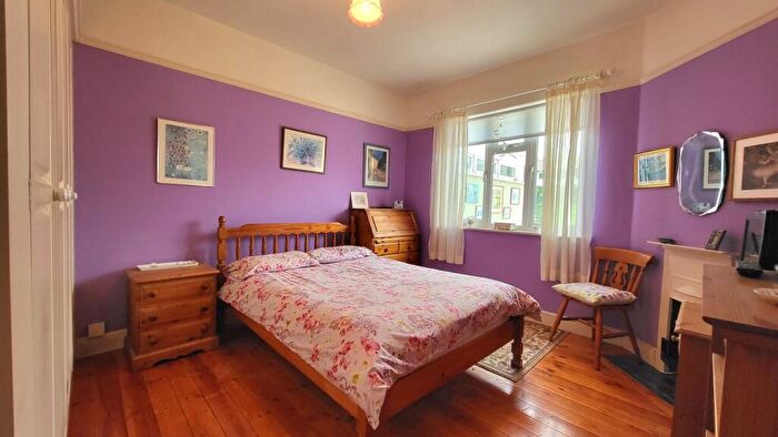2 Bedroom Detached Bungalow For Sale In Alexandra Road, Peterborough, PE1