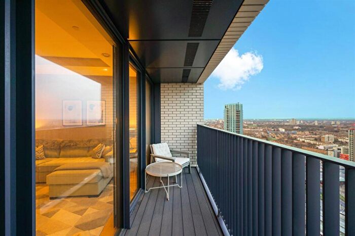 1 Bedroom Apartment For Sale In Corson House, London City Island, E14