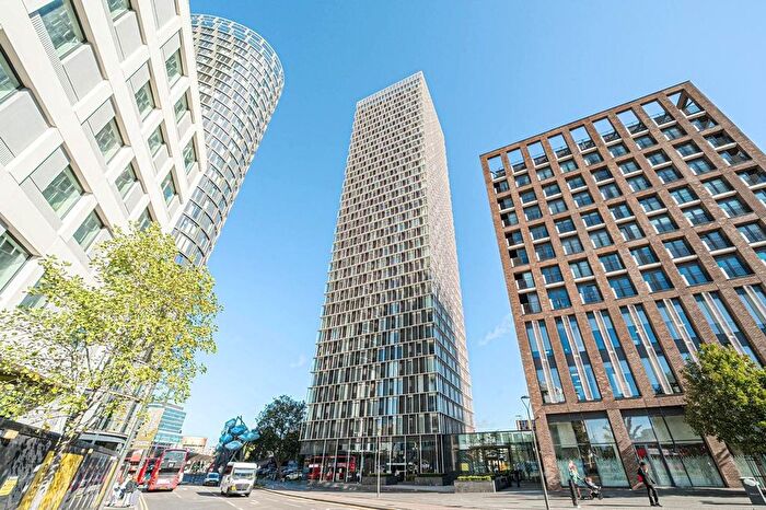 1 Bedroom Flat For Sale In Great Eastern Road, London, E15