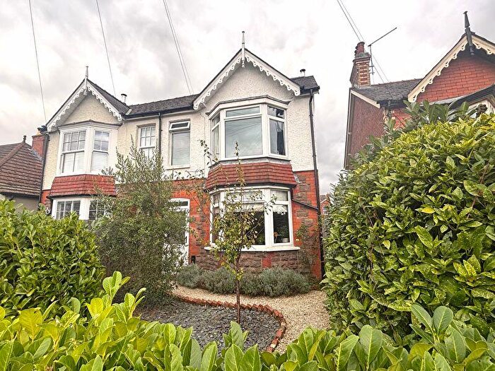 4 Bedroom Semi Detached House For Sale In Hereford Road, Abergavenny, NP7