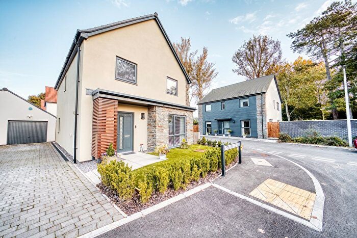4 Bedroom Detached House For Sale In Stallings Close, Bristol, BS49