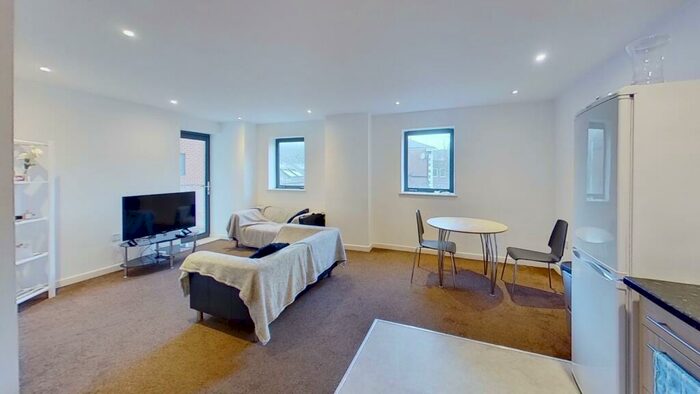 2 Bedroom Flat To Rent In Flat . Cymbeline House, NG1