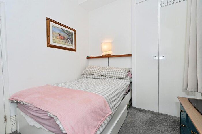 2 Bedroom Apartment For Sale In Waterloo Street, Hove, BN3