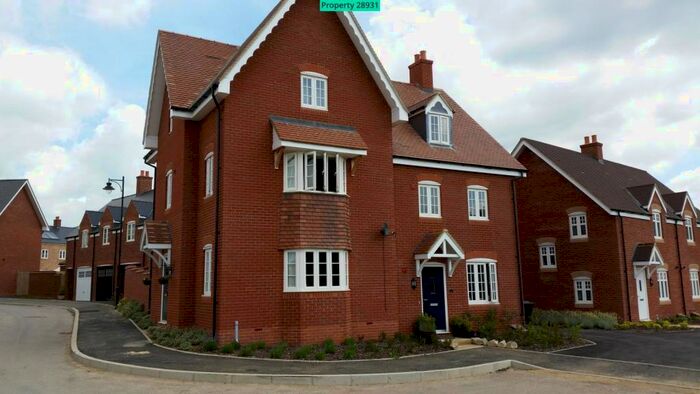 4 Bedroom Semi-Detached House To Rent In Downham Close, Great Denham, Bedford, MK40