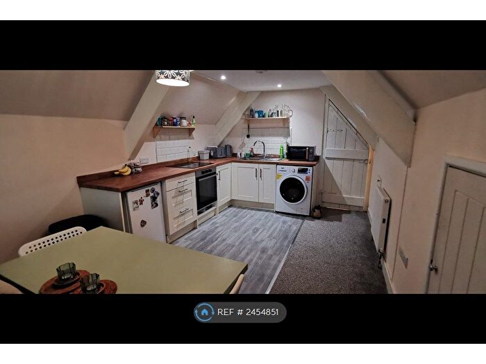 2 Bedroom Flat To Rent In Challacombe, Barnstaple, EX31