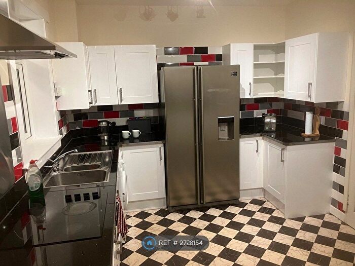 3 Bedroom Semi Detached House To Rent In Bower Park, Gateside, Cupar, KY14