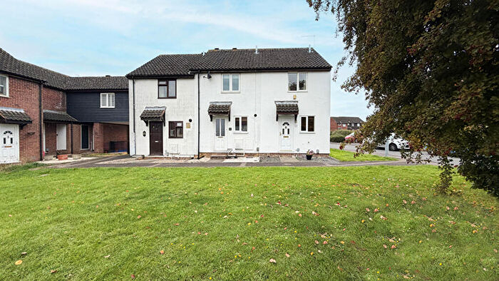 2 Bedroom Terraced House To Rent In Parishes Mead, Stevenage, SG2