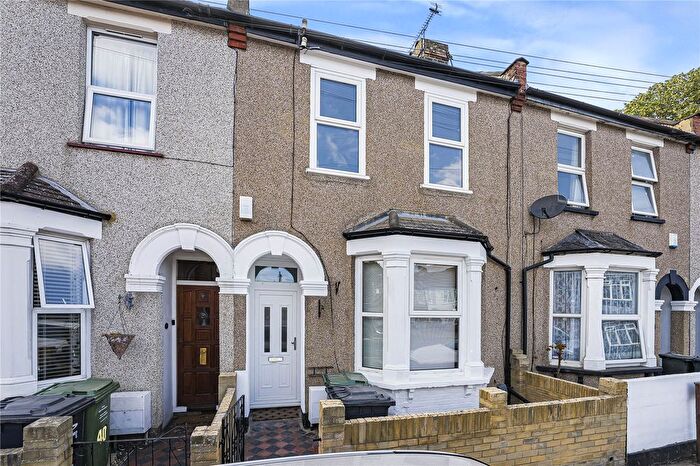 3 Bedroom Terraced House For Sale In West View Road, Dartford, Kent, DA1