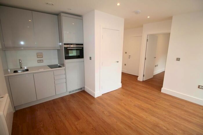 1 Bedroom Flat To Rent In Loam House, London Road, Romford, RM7