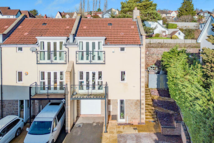 3 Bedroom End Of Terrace House For Sale In Tydings Close, Long Ashton, BS41