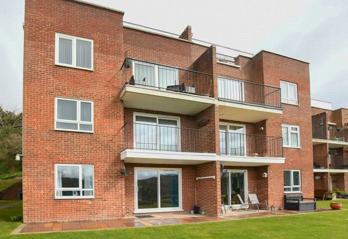 2 Bedroom Apartment To Rent In London Road, River, CT17