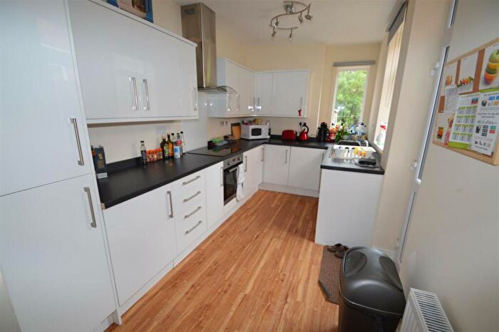 4 Bedroom House To Rent In Umberslade Road, Selly Oak, Birmingham, B29