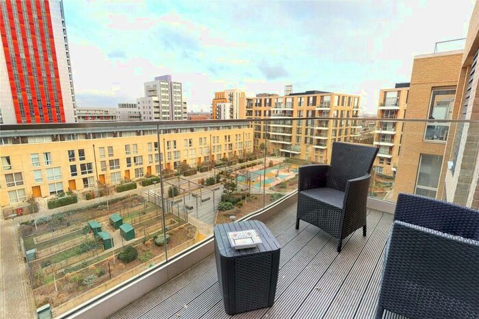 2 Bedroom Flat To Rent In Eddington Court, London, E16