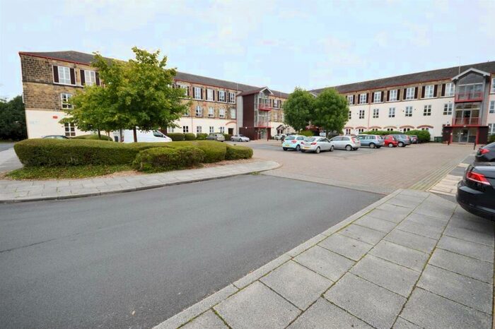 2 Bedroom Apartment To Rent In Stone Mill Court, Meanwood, Leeds, LS6