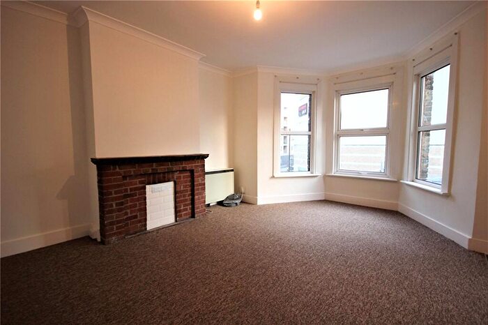 3 Bedroom Apartment To Rent In Lordship Lane, Wood Green, London, N22