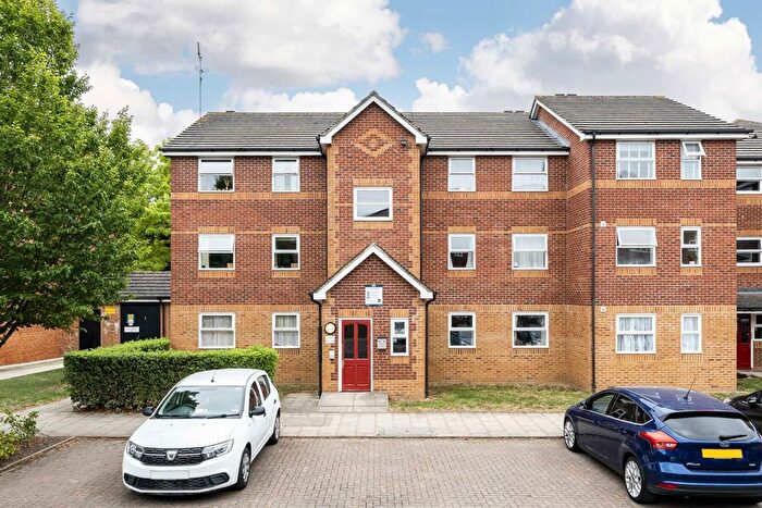 2 Bedroom Flat For Sale In Massingberd Way, Tooting, SW17