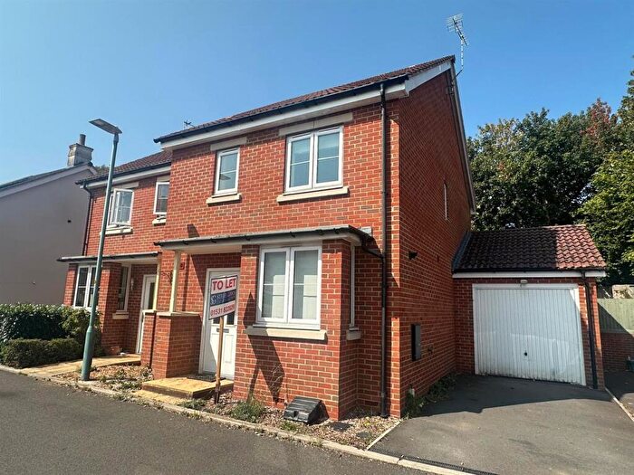 3 Bedroom House To Rent In Drovers Way, Newent, GL18