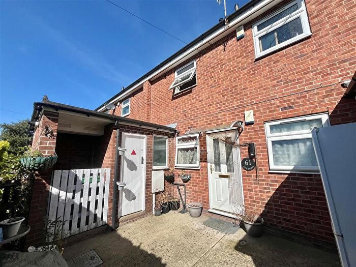 1 Bedroom Flat To Rent In Deptford Crescent, Bulwell, Nottingham, NG6