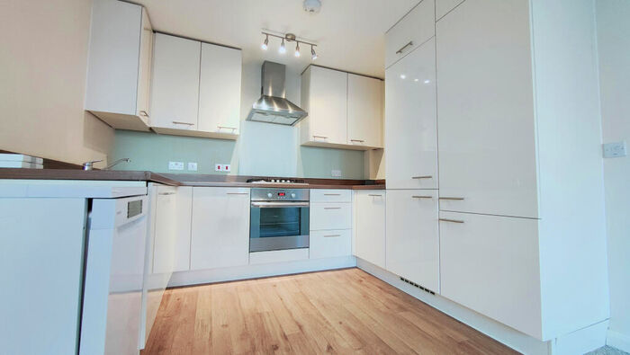 1 Bedroom Flat To Rent In Braeburn Court, Orpington, BR6