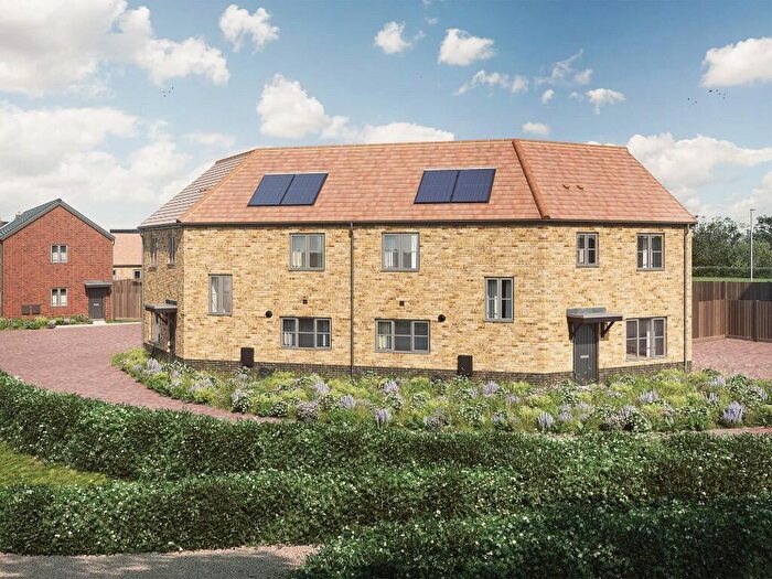 3 Bedroom Semi Detached House For Sale In Ashby Road, Daventry, NN11