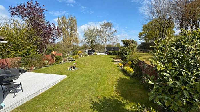 5 Bedroom Detached House For Sale In Potash Road, Billericay, Essex, CM11