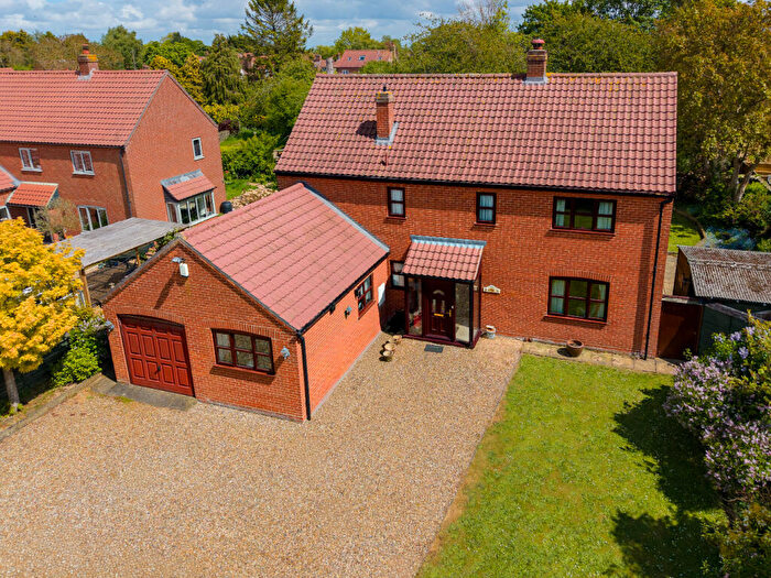 4 Bedroom Detached House For Sale In Whissonsett Road, Colkirk, Fakenham, Norfolk, NR21