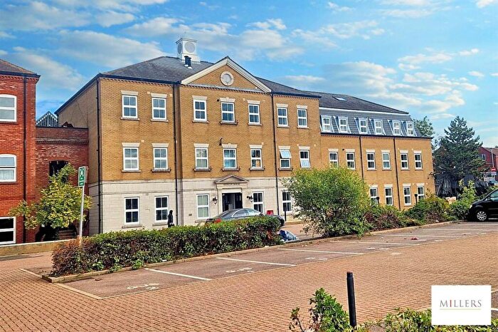1 Bedroom Flat To Rent In Merlin House, Bakers Lane, Epping, CM16
