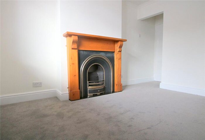1 Bedroom Apartment To Rent In Luckwell Road, Bedminster, Bristol, BS3