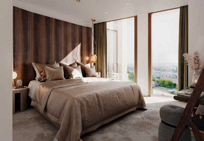 2 Bedroom Flat To Rent In Carnation Way, London, SW8