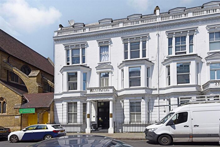 Studio To Rent In Castletown Road, West Kensington, W14