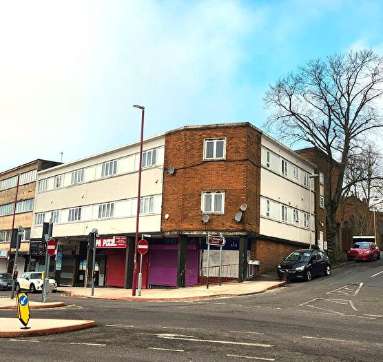 1 Bedroom Flat To Rent In High Street, Brierley Hill, West Midlands, DY5