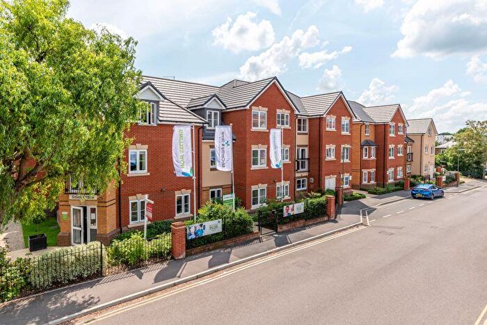 1 Bedroom Retirement Property To Rent In Churchfield Road, Walton-On-Thames, KT12