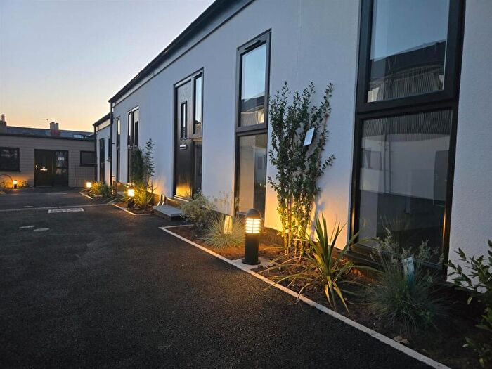 1 Bedroom Apartment To Rent In Vincent Walk, Dorking, RH4