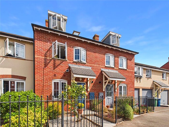 3 Bedroom Terraced House For Sale In Winter Gate Road, Longford, Gloucester, Gloucestershire, GL2
