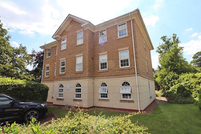 2 Bedroom Flat To Rent In Scholars Court, Town Centre, Northampton, NN1