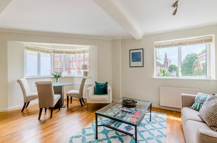 1 Bedroom Flat To Rent In Gilston Road, Chelsea, London, SW10