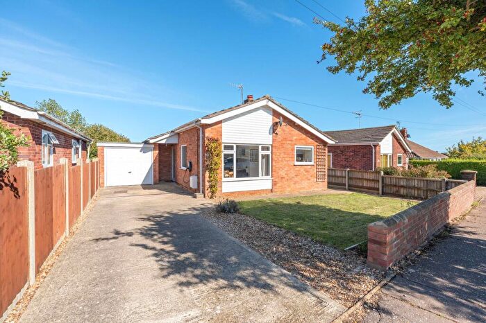 2 Bedroom Detached Bungalow For Sale In Grange Avenue, Overstrand, NR27