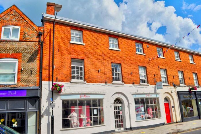1 Bedroom Apartment To Rent In Market Square, Marlow, SL7