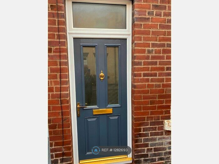 2 Bedroom Terraced House To Rent In Robin Hood Street, Castleford WF10