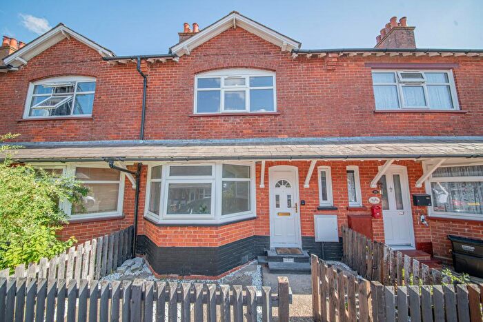 2 Bedroom Terraced House For Sale In Campbell Road, Eastleigh, SO50