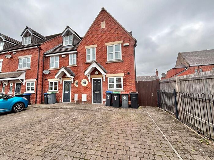 3 Bedroom Semi-Detached House For Sale In Winifred Street, Hucknall, Nottingham, NG15
