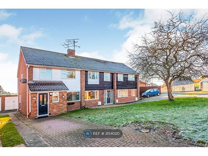 3 Bedroom Semi-Detached House To Rent In Hudson Road, Woodley, Reading, RG5