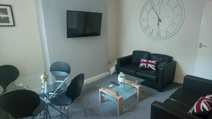 3 Bedroom Terraced House To Rent In Cameron St, Kensington, L7