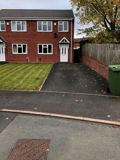 3 Bedroom Semi-Detached House To Rent In Connomara Meadow, Horsehay, Telford TF4