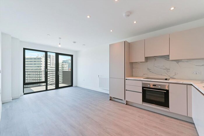 1 Bedroom Flat To Rent In Pullman House, Wembley Park Gardens, Wembley, HA9